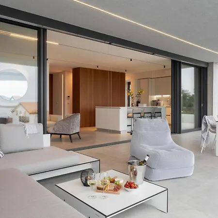 Loft *