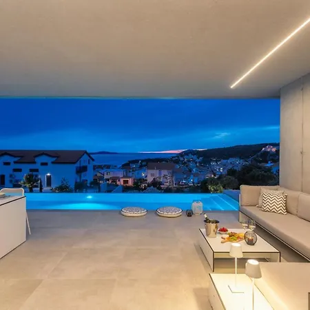 Loft Βίλα